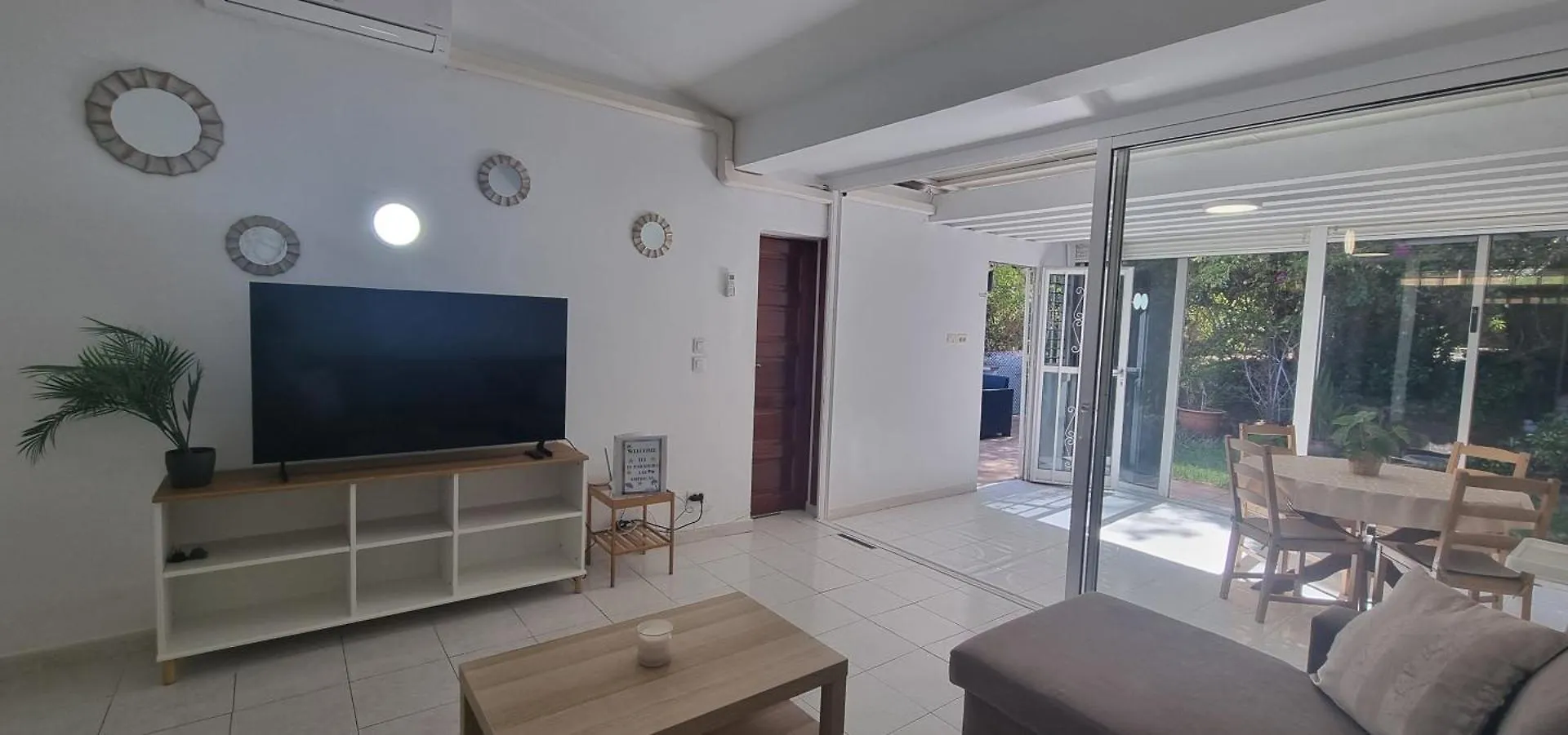 Bungalow En Las Americas 플라야데라스아메리카스 0*,  스페인
